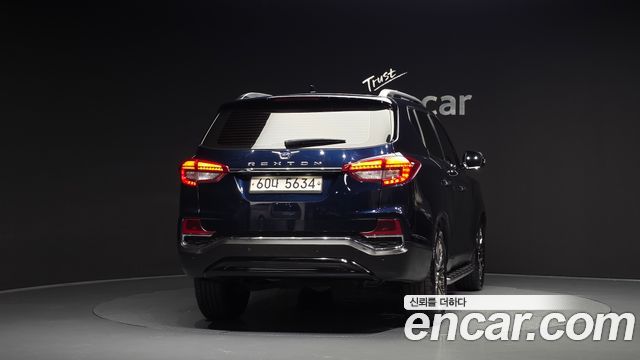 Ssangyong Rexton из Кореи Encar