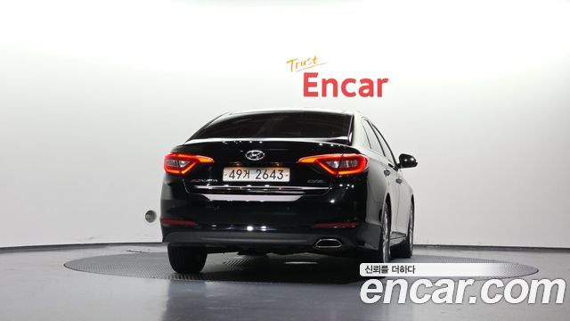 Hyundai Sonata 2.0 Smart — пробег 175 981 км — фото 4 из 5