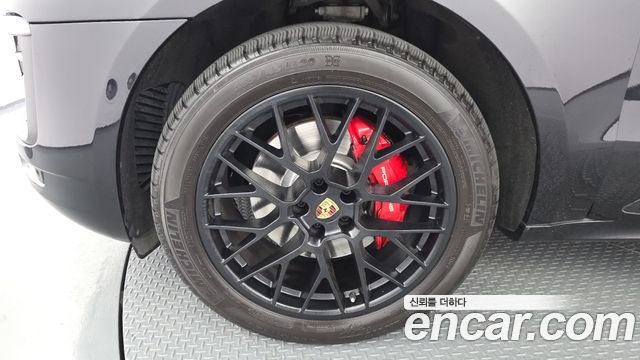 Porsche Macan из Кореи Encar