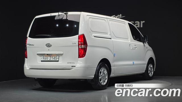 Hyundai Starex 3-Seater VAN CVX Luxury — пробег 104 309 км — фото 2 из 5