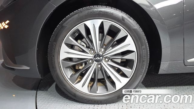 Kia K8 из Кореи Encar
