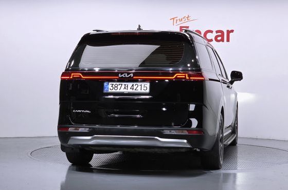 Kia Carnival Diesel 7-Seater Signature — пробег 175 126 км — фото 4 из 5