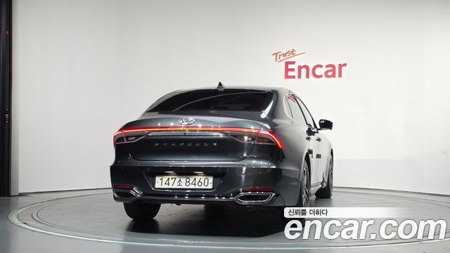 Hyundai Grandeur из Кореи Encar