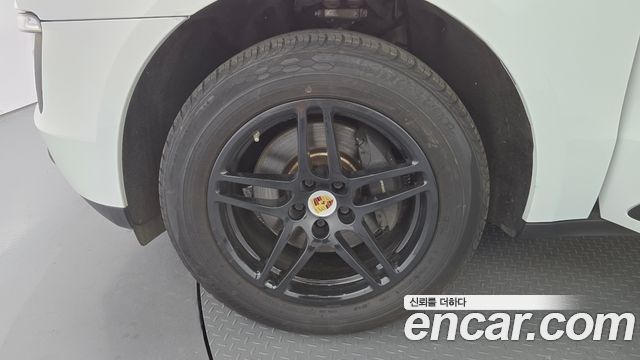 Porsche Macan из Кореи Encar
