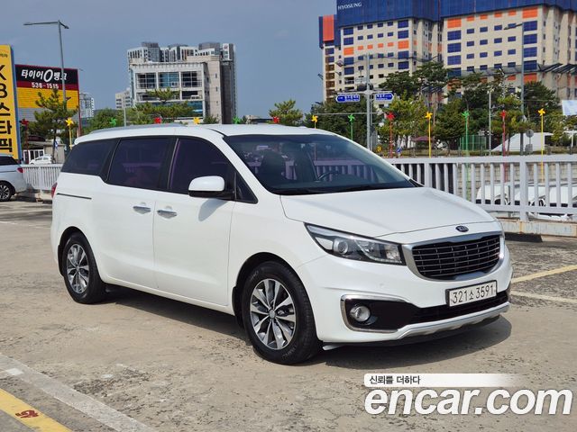Kia Carnival из Кореи Encar