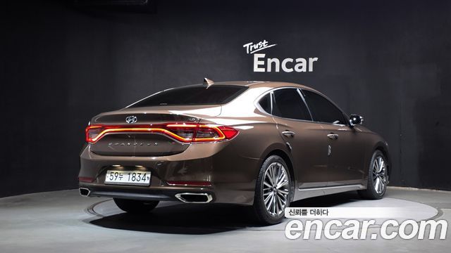 Hyundai Grandeur из Кореи Encar