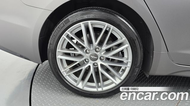 Genesis G70 из Кореи Encar