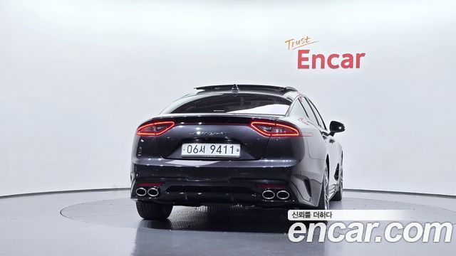 Kia Stinger из Кореи Encar