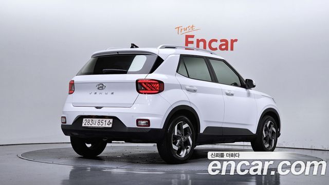 Hyundai Venue из Кореи Encar
