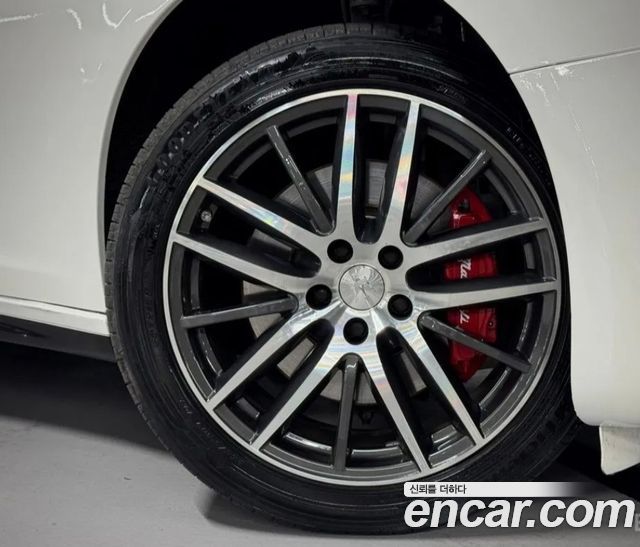 Maserati Ghibli из Кореи Encar