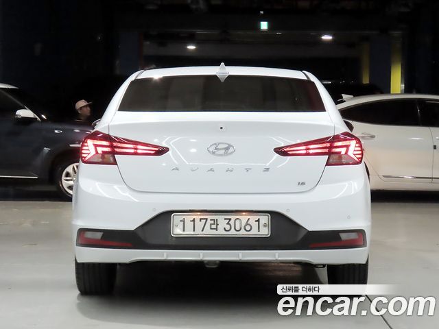 Hyundai AVANTE из Кореи Encar