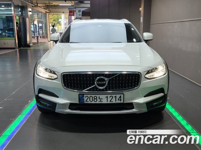 Volvo V90 D5 AWD — пробег 164 164 км — фото 3 из 5