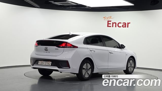 Hyundai Ioniq 1.6 HEV N — пробег 100 715 км — фото 2 из 5