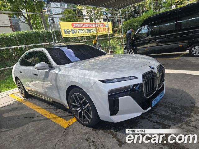 BMW i7 из Кореи Encar