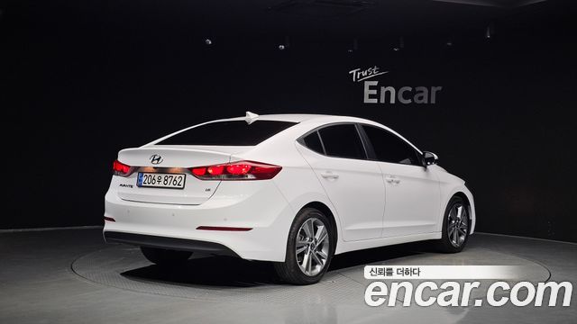 Hyundai AVANTE из Кореи Encar
