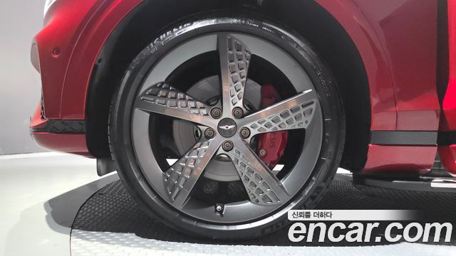Genesis GV70 из Кореи Encar
