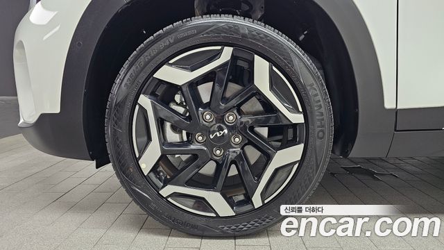 Kia Seltos из Кореи Encar