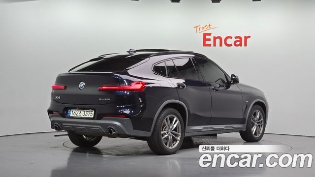 BMW X4 xDrive20i M Sports X Onlile Exclusive Edition — пробег 128 970 км — фото 2 из 5