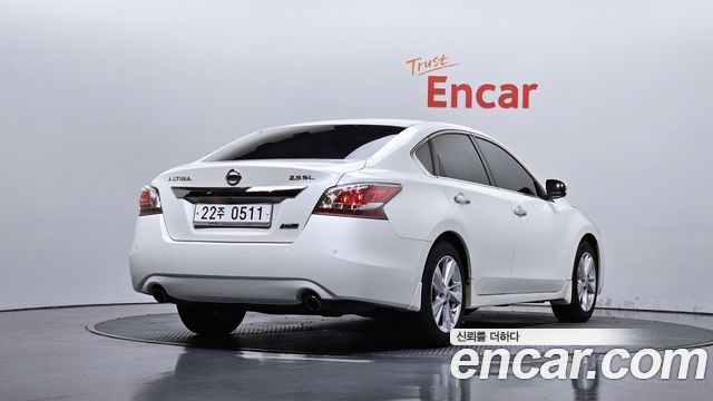Nissan Altima из Кореи Encar