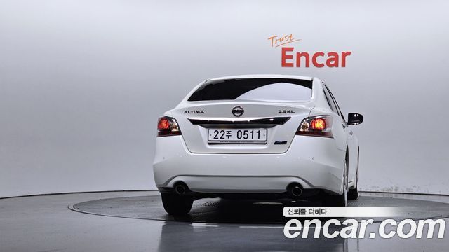 Nissan Altima из Кореи Encar
