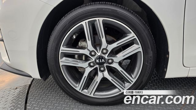 Kia K3 из Кореи Encar