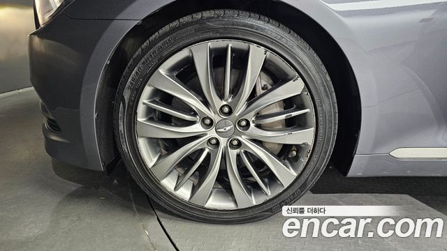 Hyundai Genesis из Кореи Encar