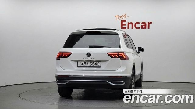 Volkswagen Tiguan 2.0 TDI Prestige — пробег 51 226 км — фото 4 из 5