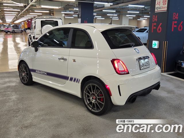Fiat 500 Abarth — пробег 58 000 км — фото 4 из 5