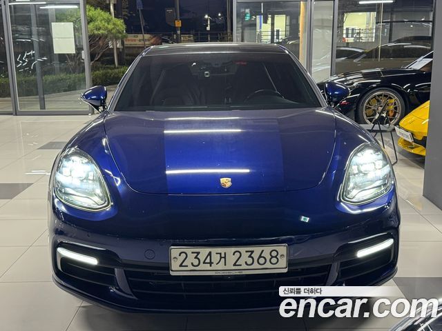 Porsche Panamera 3.0 AWD — пробег 46 000 км — фото 1 из 5