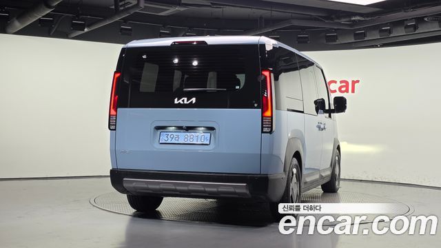Kia PV5 Passenger 5 Seater Plus — пробег 8 089 км — фото 4 из 5