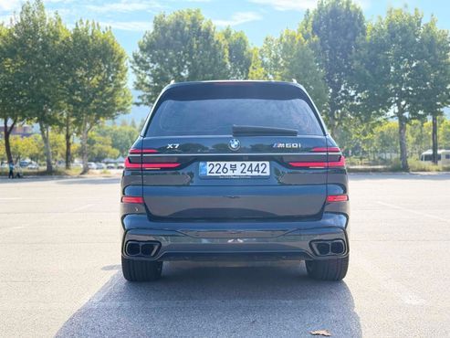 BMW X7 M60i xDrive First Edition 6STR — пробег 22 000 км — фото 4 из 5