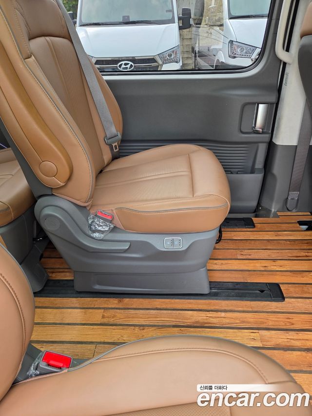 Hyundai Staria из Кореи Encar