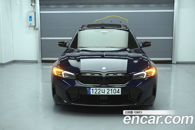 BMW 3-Series 320d Touring M Sport Pro First Edition — пробег 66 901 км — фото 2 из 5