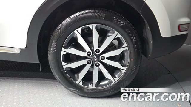 Kia Sportage Diesel 1.7 2WD Trendy — пробег 135 690 км — фото 5 из 5