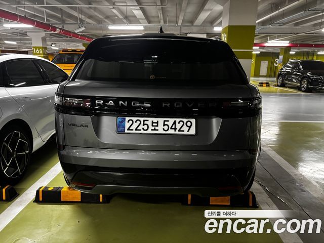 Land Rover Range Rover Velar 2.0 P250 Dynamic SE — пробег 21 000 км — фото 4 из 5