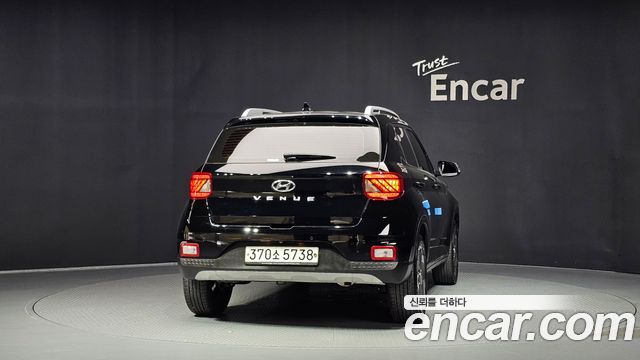 Hyundai Venue 1.6 Modern — пробег 14 959 км — фото 4 из 5
