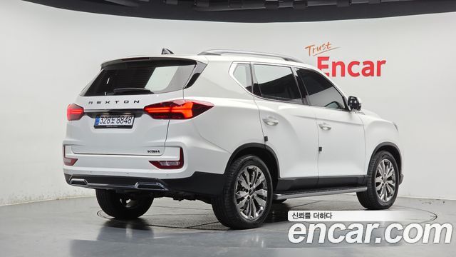 Ssangyong Rexton из Кореи Encar