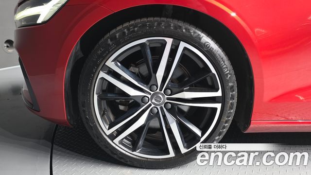 Volvo S60 из Кореи Encar