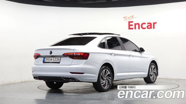Volkswagen Jetta 1.4 TSI Prestige — пробег 61 498 км — фото 2 из 5
