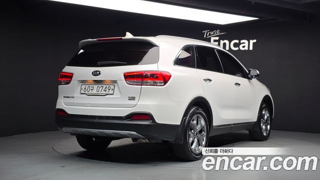 Kia Sorento Diesel 2.0 4WD Prestige — пробег 213 495 км — фото 2 из 5