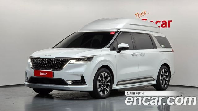 Kia Carnival Gasoline 7-Seater Hi-Limousine Signature — пробег 8 962 км — фото 1 из 5