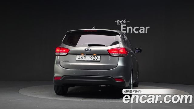 Kia Carens из Кореи Encar