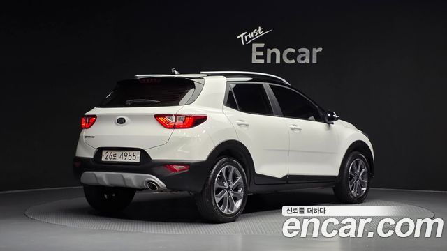 Kia Stonic 1.4 Prestige — пробег 31 625 км — фото 2 из 5