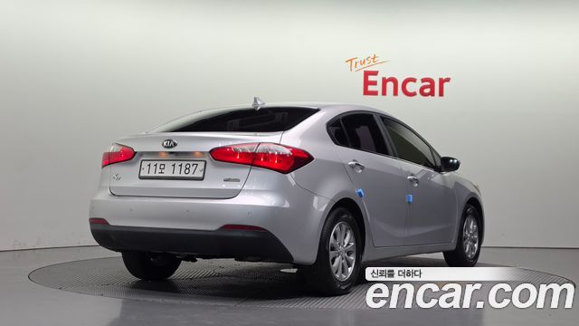 Kia K3 из Кореи Encar