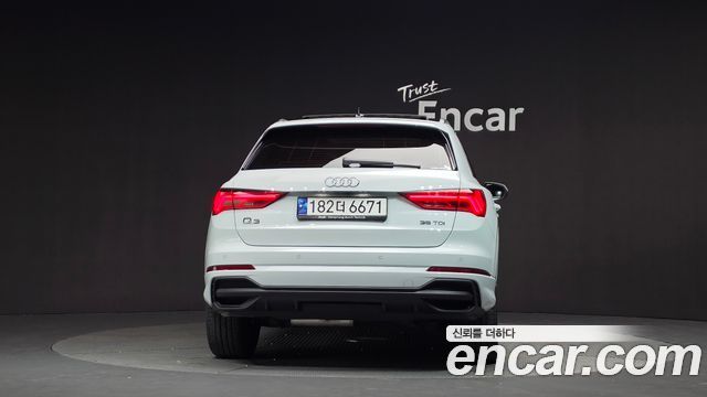 Audi Q3 35 TDI Premium — пробег 13 881 км — фото 4 из 5