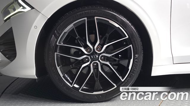 Kia K5 из Кореи Encar