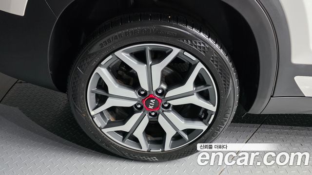 Kia Seltos Gasoline 1.6 Turbo 4WD Signature — пробег 65 133 км — фото 5 из 5