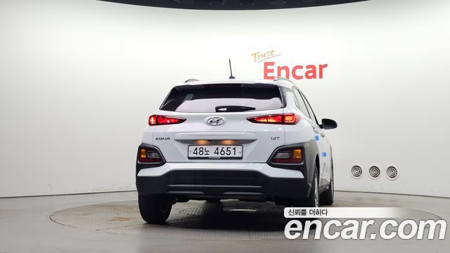 Hyundai Kona из Кореи Encar