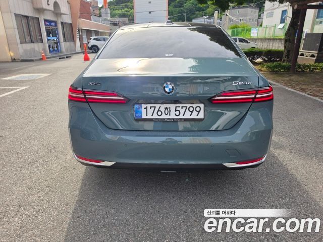 BMW 5-Series 523d xDrive — пробег 15 476 км — фото 4 из 5