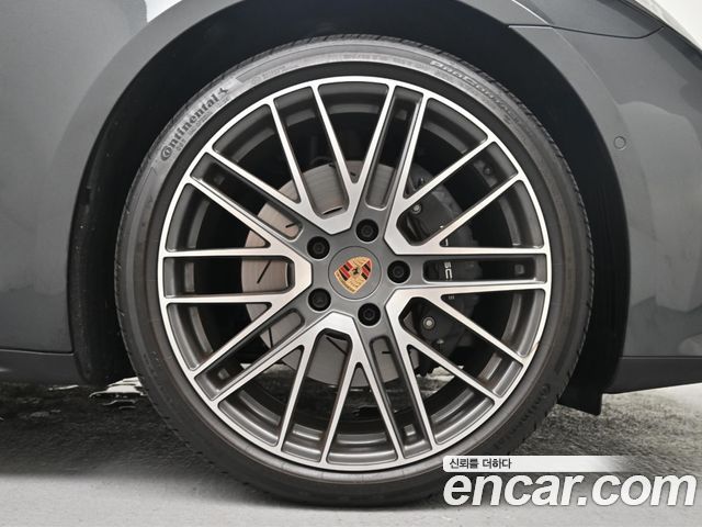 Porsche Panamera 2.9 AWD — пробег 6 750 км — фото 5 из 5